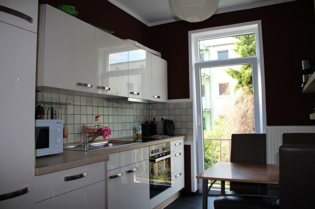 Guest house Isabel No2 *