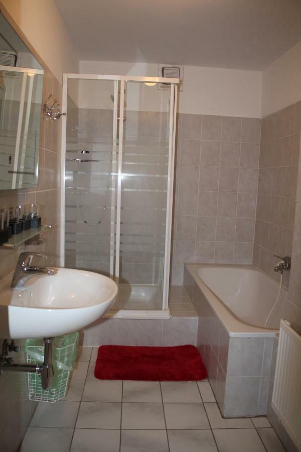 Isabel No2 Guest house