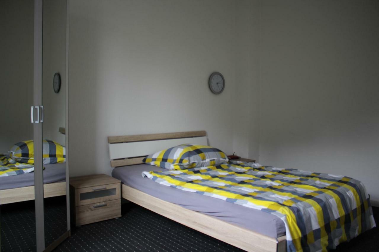 Guest house Isabel No2 *
